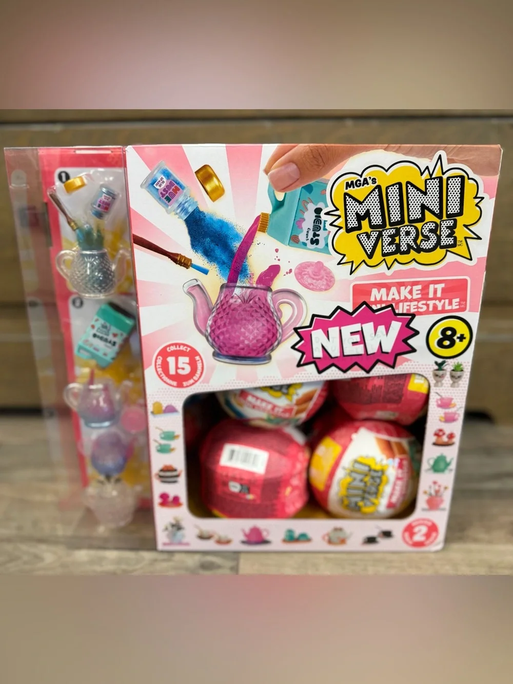 MGA’s Miniverse‎ Make It Mini Lifestyle Series 2 Mystery Ball NIP Unopened (2)